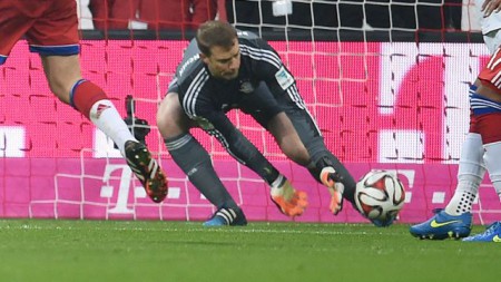 Manuel Neuver tuvo un grabe error lo que significo el triunfo del Madrid.